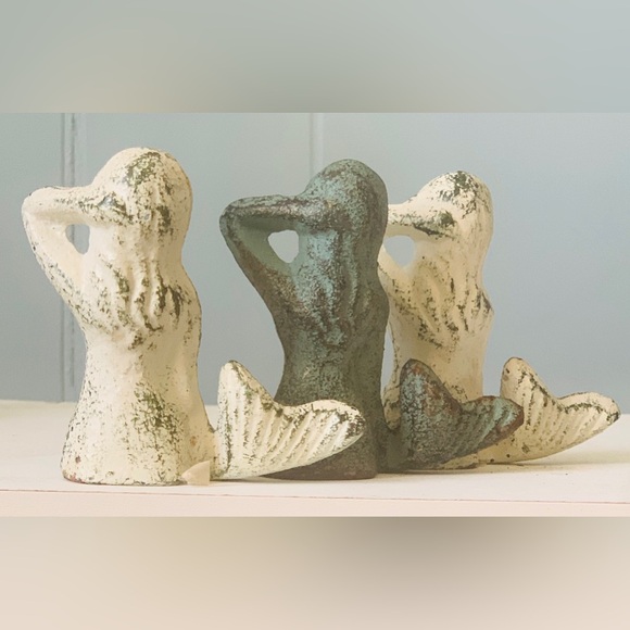 🧜‍♀️ Decorative Mermaid Decor! 🪸 - Picture 2 of 3